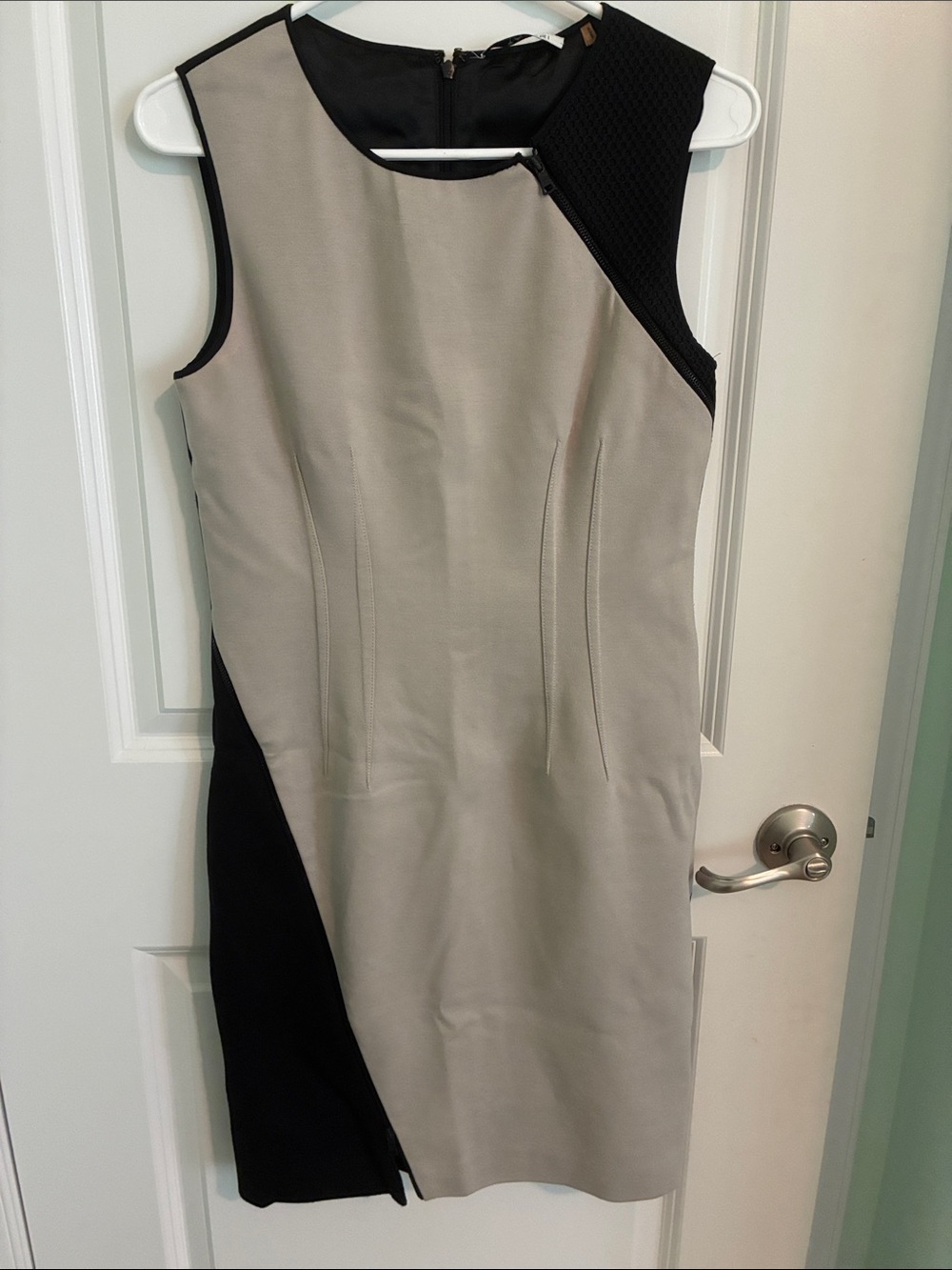 T Tahari Sleeveless Asymmetric Zip Mesh dress